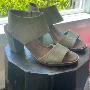 Tom’s Majorca Cut-out Sandals